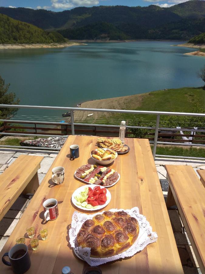 Tara Lake Apartments Jevtici 外观 照片