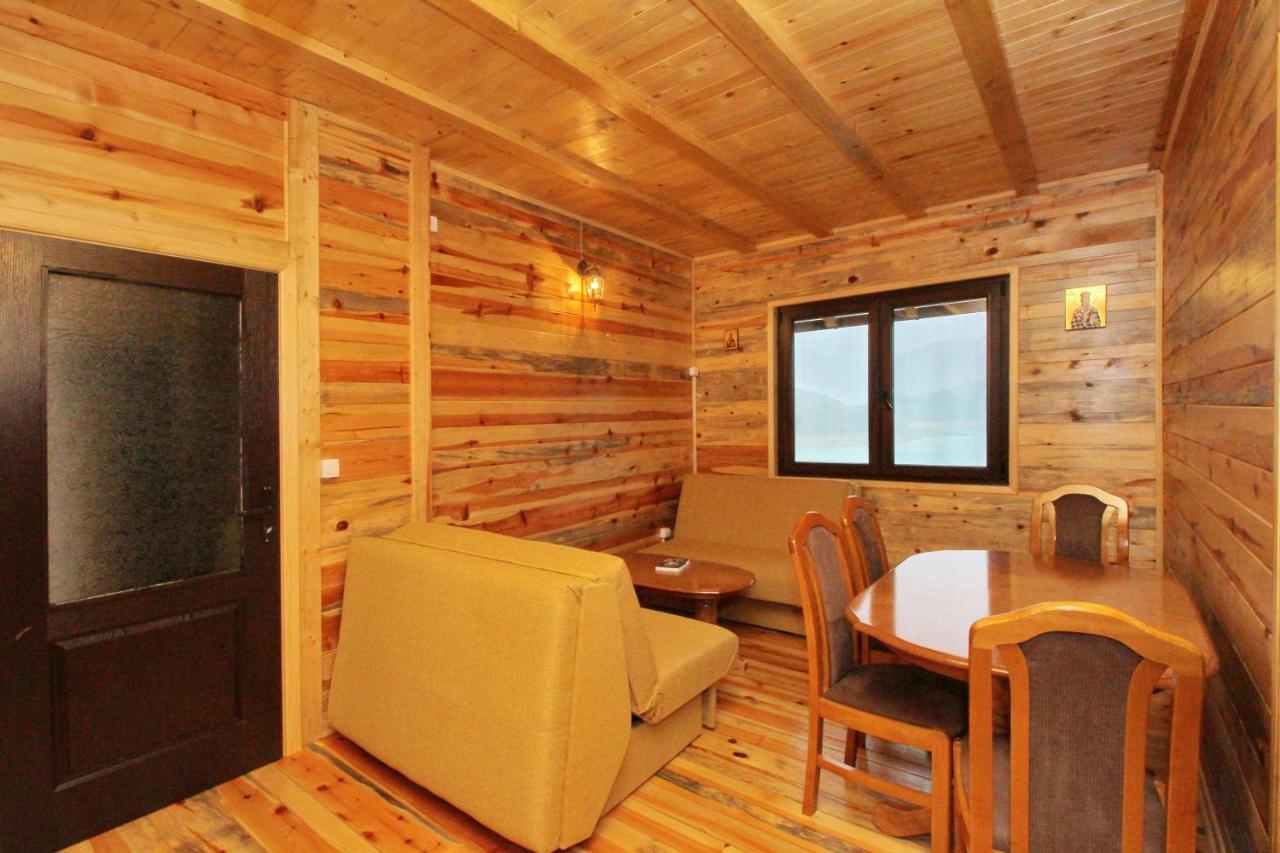Tara Lake Apartments Jevtici 外观 照片
