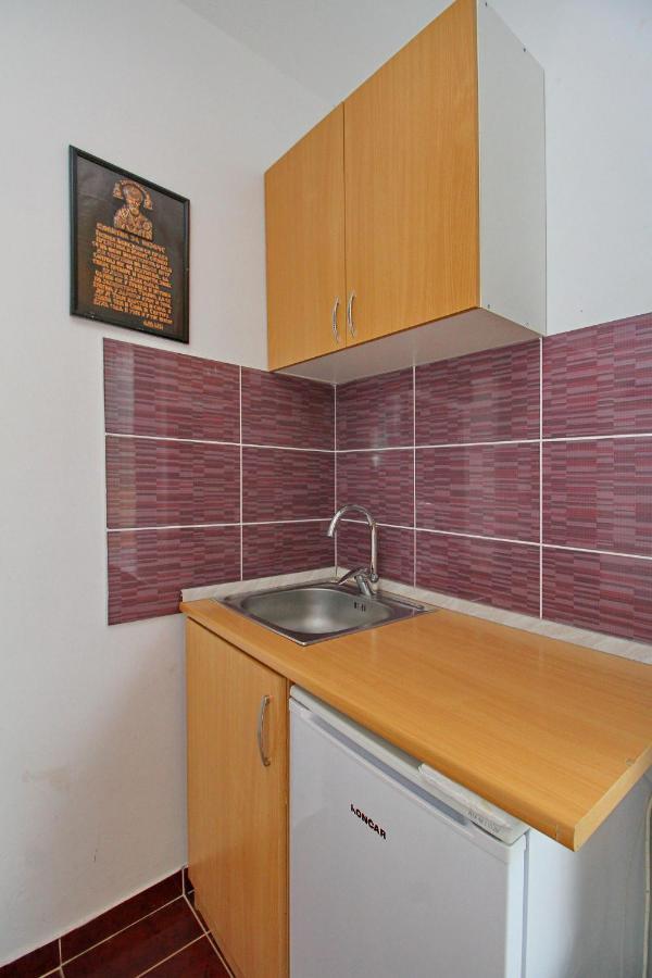 Tara Lake Apartments Jevtici 外观 照片